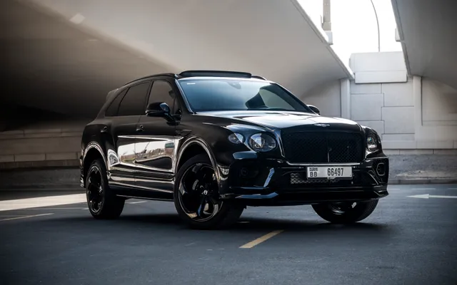 Bentley Bentayga S - image 4
