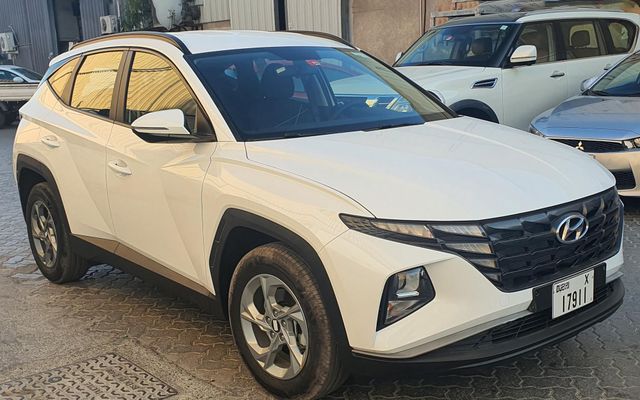 HYUNDAI TUCSON 2023 - image 2