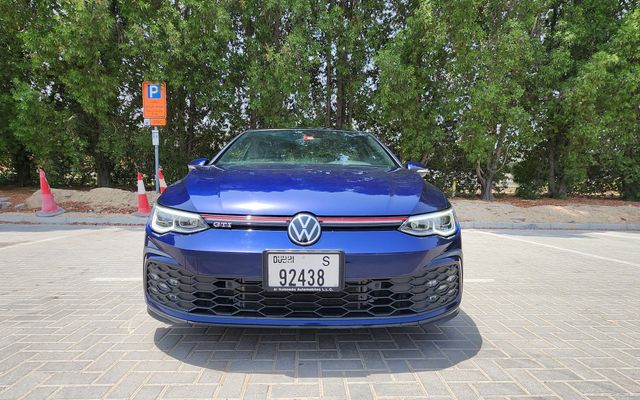 Volkswagen Golf GTI - image 2