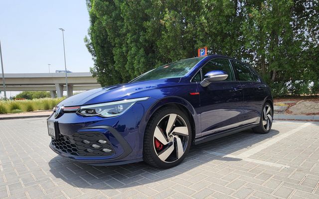 Volkswagen Golf GTI - image 1