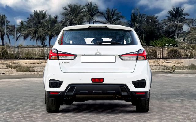 Mitsubishi ASX Low Line L 2.0L - image 4