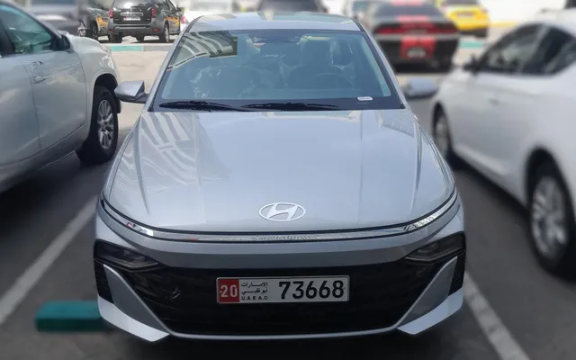 Hyundai Accent - image 1