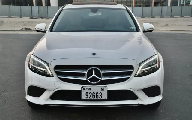 Mercedes C300 - image 2