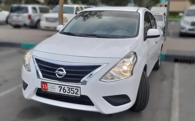 Nissan Sunny - image 2
