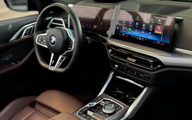 BMW 420i CONVERTIBLE - 2025 - image 4