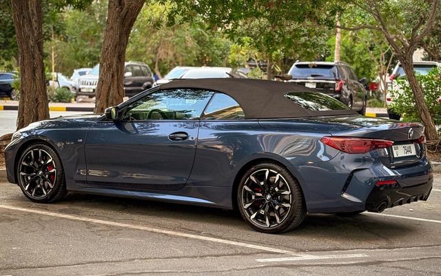BMW 420i CONVERTIBLE - 2025 - image 2