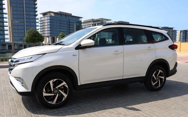 Toyota Rush - image 3