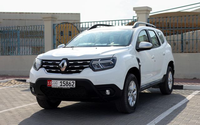 Renault Duster SE - image 1