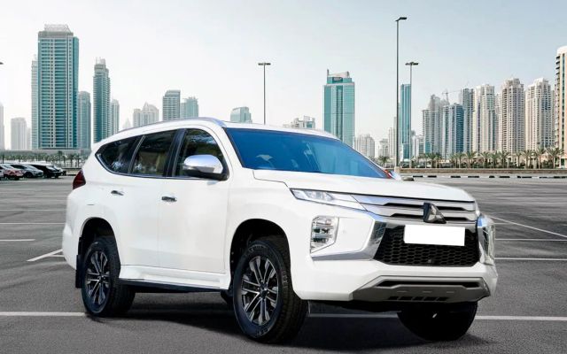 Mitsubishi Montero Sport Premium 3.0L 7 STR- - image 1