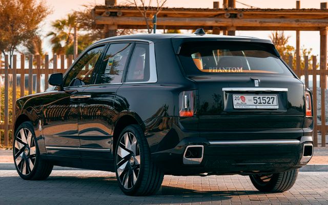 Rolls Royce Cullinan - image 3