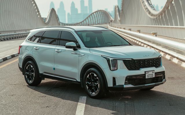 KIA SORENTO - image 1