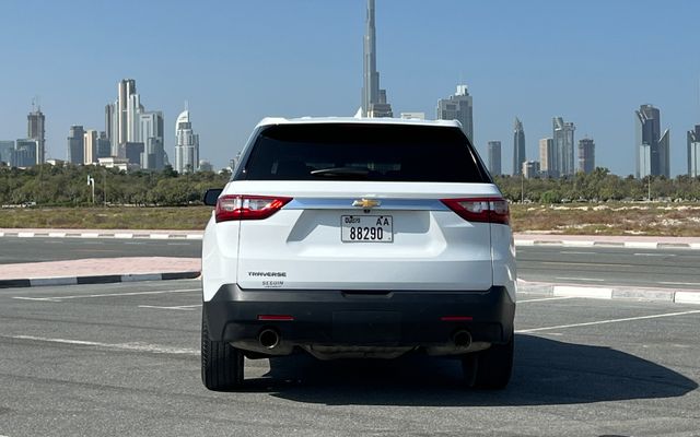 Chevrolet Traverse - image 4