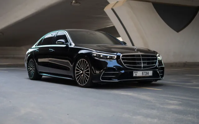 Mercedes S580 - image 3