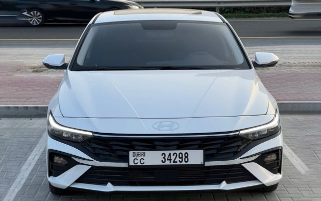HYUNDAI ELANTRA - image 2