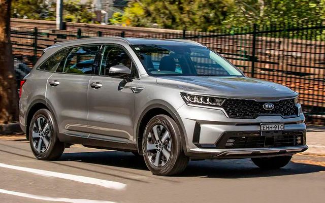 KIA SORENTO - image 1