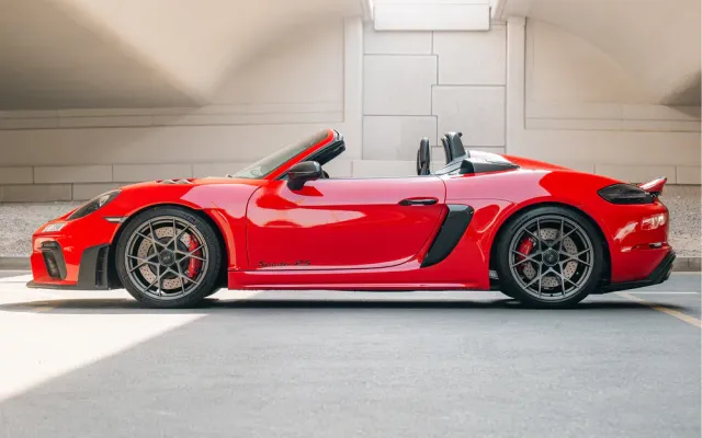 Porsche 718 GT4RS Spyder - image 2