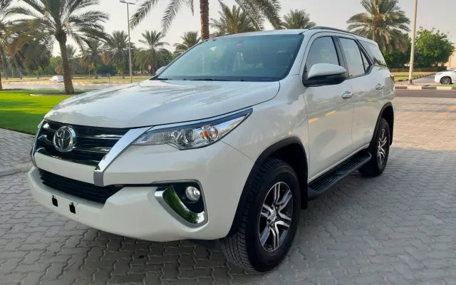 TOYOTA FORTUNER - image 1