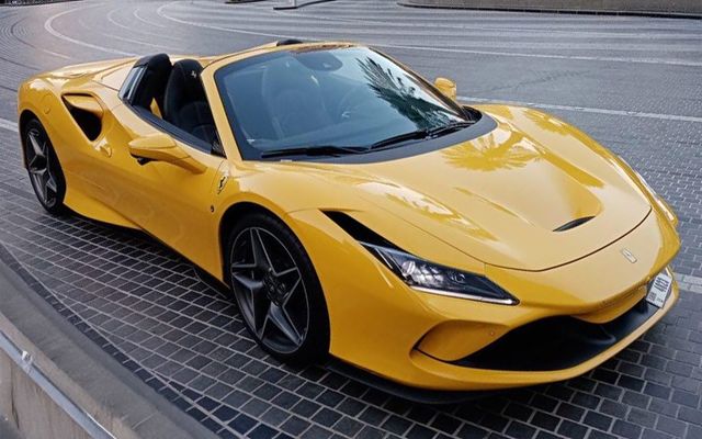 FERRARI F8 TRIBUTO - image 1
