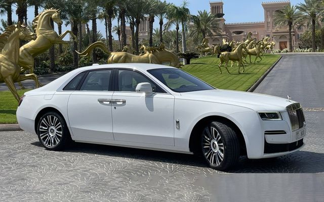 ROLLS ROYCE GHOST - image 2