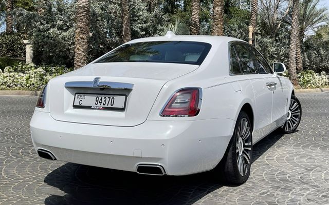 ROLLS ROYCE GHOST - image 4