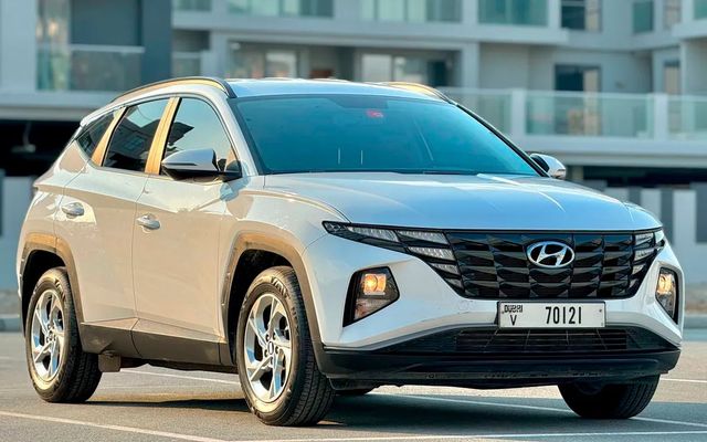 HYUNDAI TUCSON - image 1