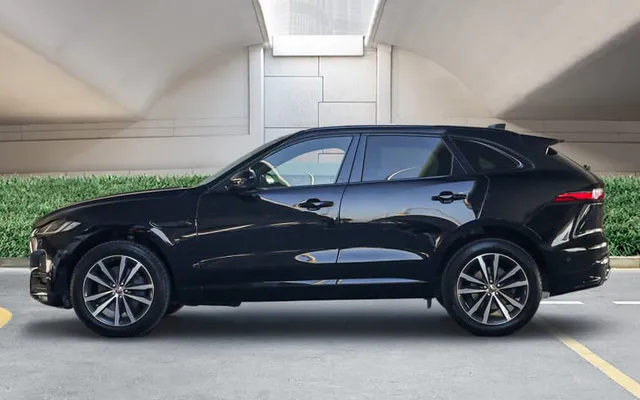 JAGUAR F PACE 2021 - image 2