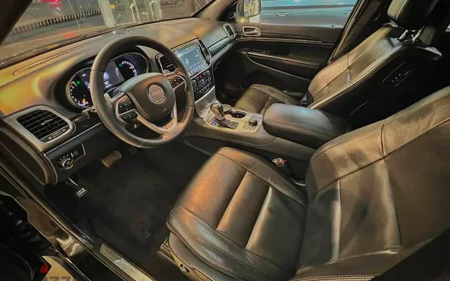 JEEP CHEROKEE - image 2