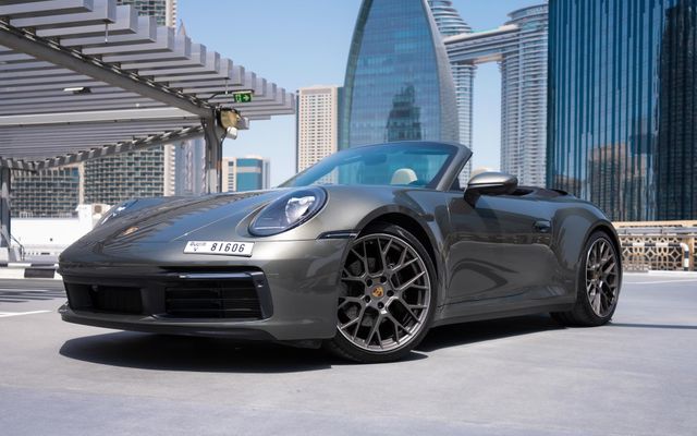 Porsche 911 Carrera – Picture 1