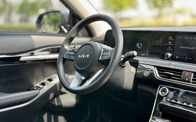 KIA Seltos - image 4