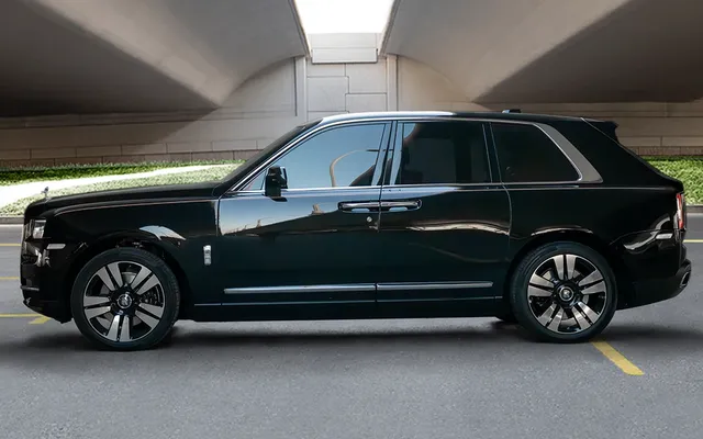 ROLLS ROYCE CULLINAN - image 2