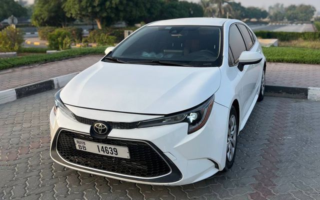 Toyota Corolla - image 1