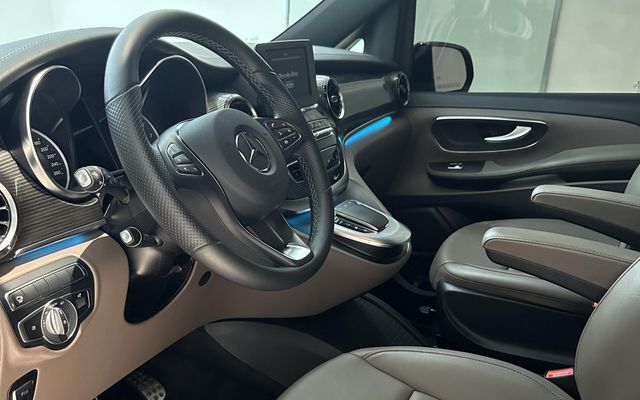 MERCEDES-BENZ V250 - image 3