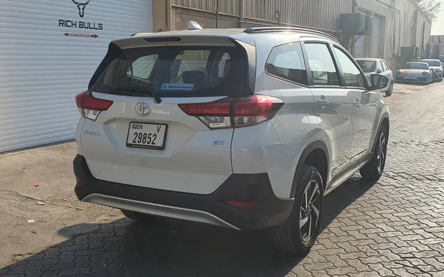 TOYOTA RUSH 2023 - image 4