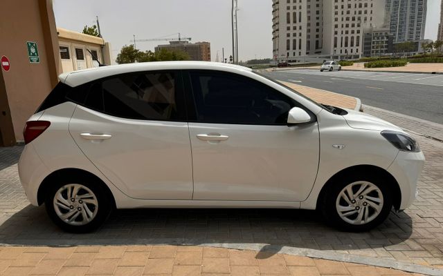 HYUNDAI I10 - image 2