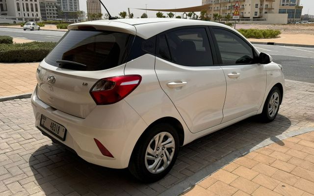 HYUNDAI I10 - image 4