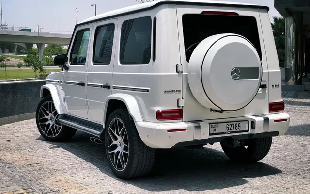 Mercedes G63 - image 4