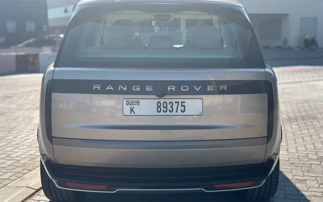 RANGE ROVER HSE - image 4