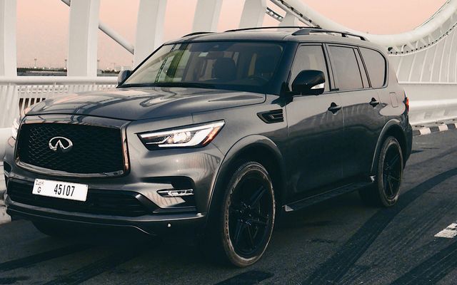 Infiniti QX80 - image 4