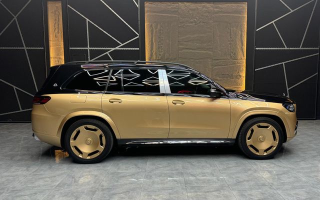 MERCEDES GLS MAYBACH - image 4