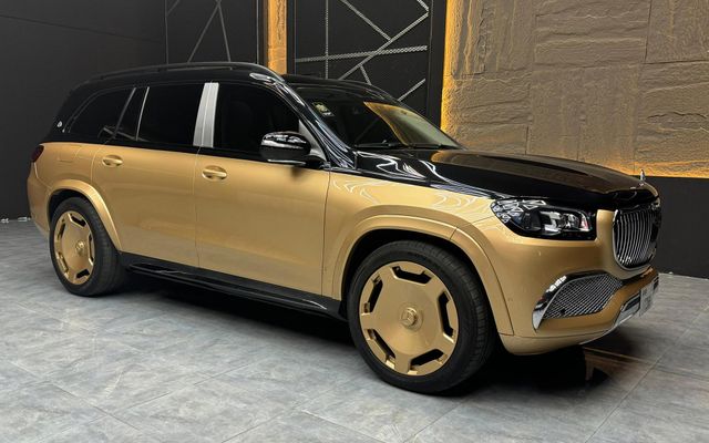 MERCEDES GLS MAYBACH - image 3
