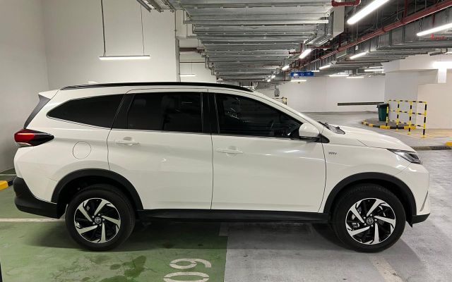 TOYOTA RUSH - image 2
