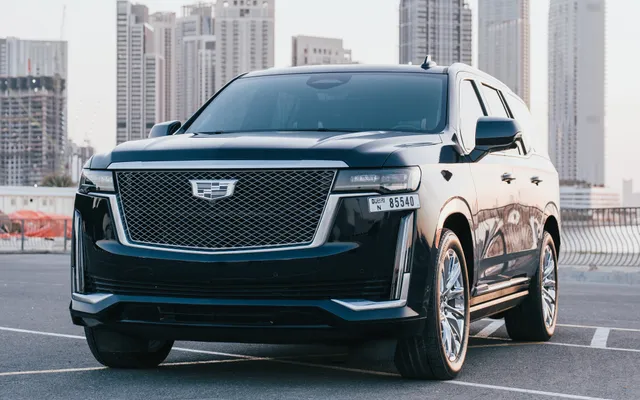 Cadillac Escalade - image 1