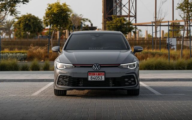 VOLKSWAGEN GOLF GTI 20L - image 3