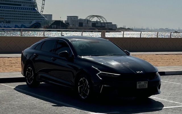 Kia K5 - image 3