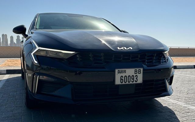 Kia K5 - image 4