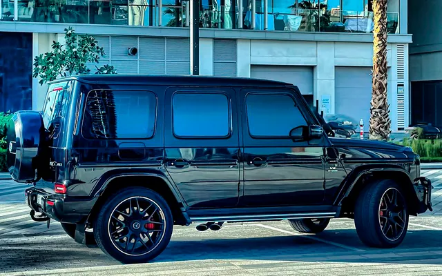 Mercedes G63 - image 2