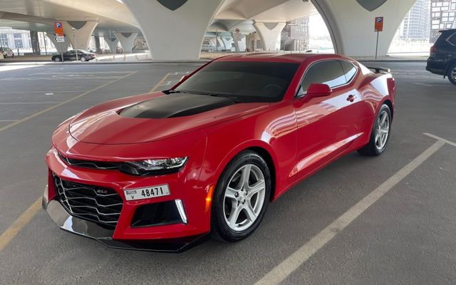Chevrolet Camaro - image 1