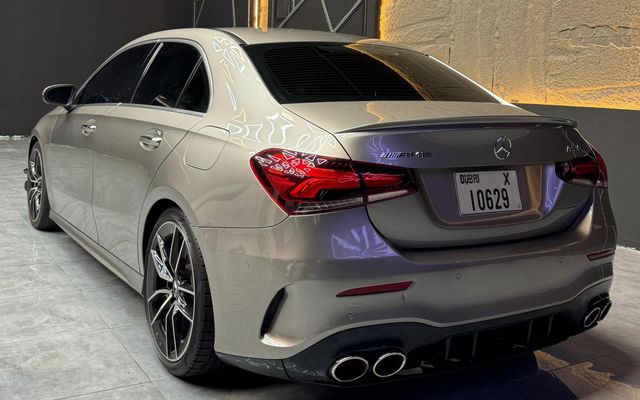 MERCEDES A35 - image 4