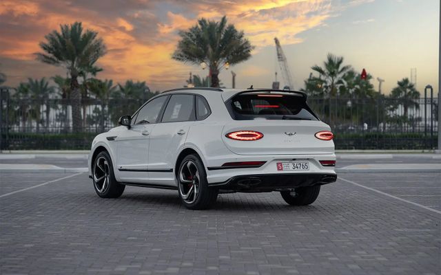 Bentley BENTAYGA – Picture 4