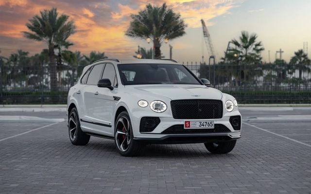 Bentley BENTAYGA – Picture 1